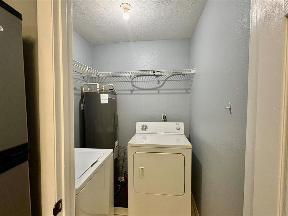 На продажу: $209,900 (2 спален, 2 ванн, 937 Квадратных фут)