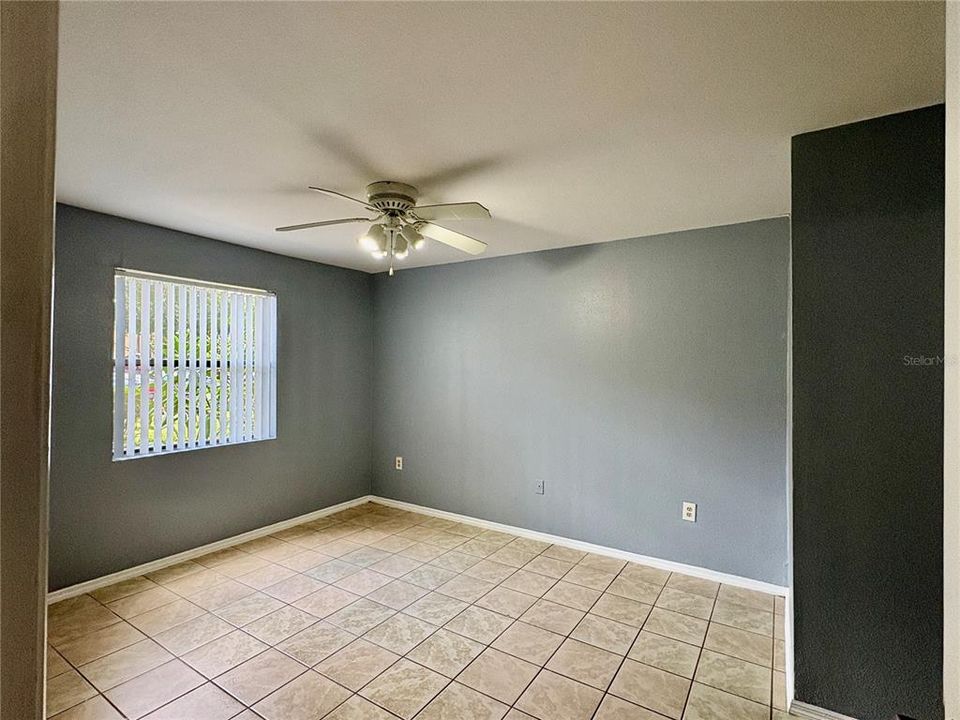 На продажу: $209,900 (2 спален, 2 ванн, 937 Квадратных фут)