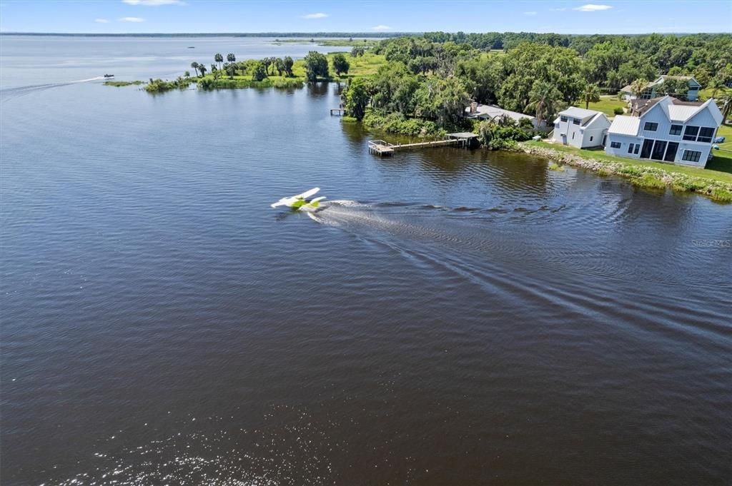 На продажу: $350,000 (0.29 acres)