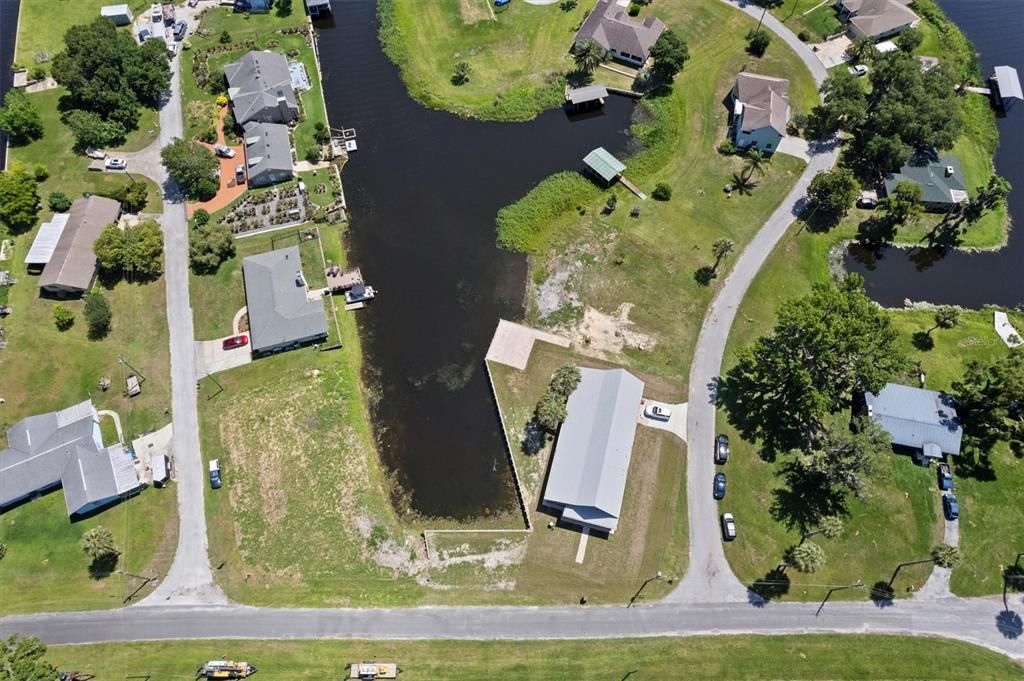 На продажу: $350,000 (0.29 acres)