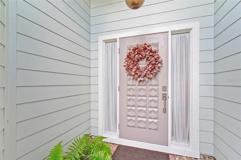 For Sale: $419,900 (2 beds, 2 baths, 1675 Square Feet)