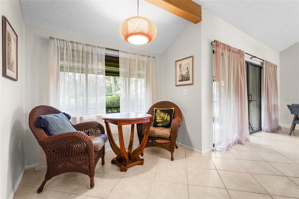 For Sale: $419,900 (2 beds, 2 baths, 1675 Square Feet)