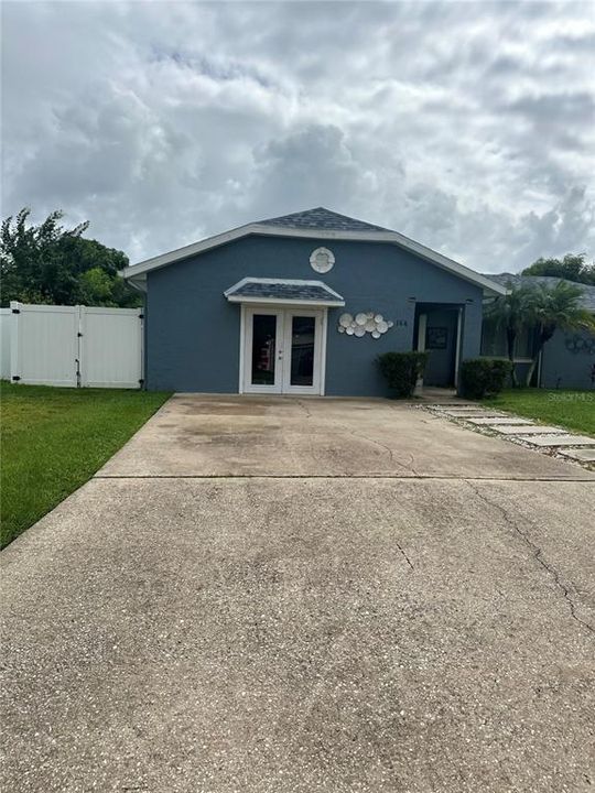 Под контрактом: $399,000 (4 спален, 3 ванн, 2464 Квадратных фут)