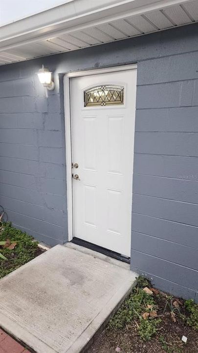 Под контрактом: $399,000 (4 спален, 3 ванн, 2464 Квадратных фут)