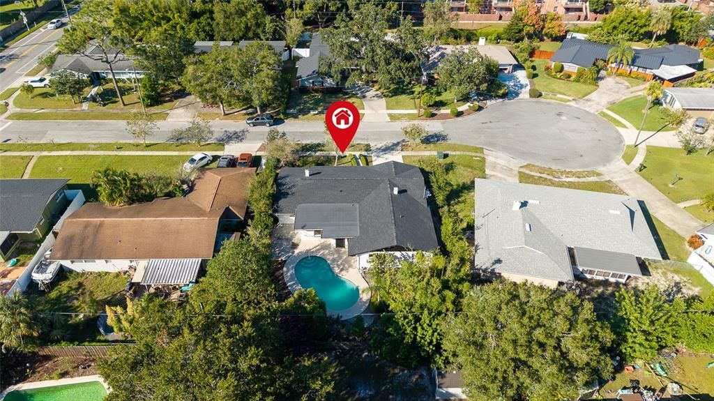 For Sale: $650,000 (5 beds, 3 baths, 2312 Square Feet)