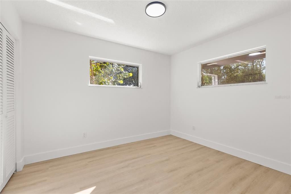 For Sale: $650,000 (5 beds, 3 baths, 2312 Square Feet)