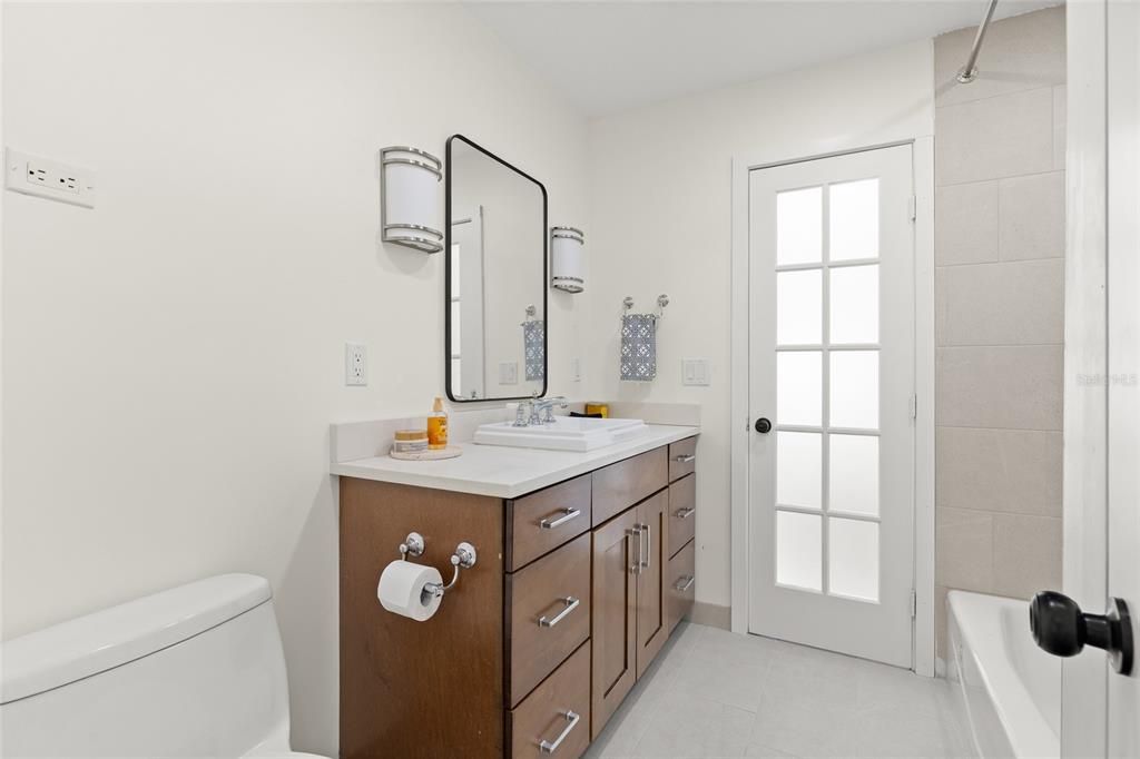 For Sale: $650,000 (5 beds, 3 baths, 2312 Square Feet)