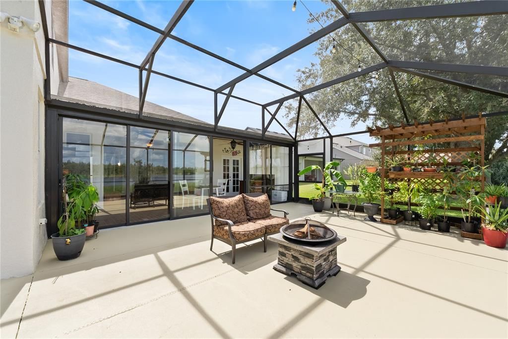 На продажу: $665,000 (5 спален, 5 ванн, 3812 Квадратных фут)