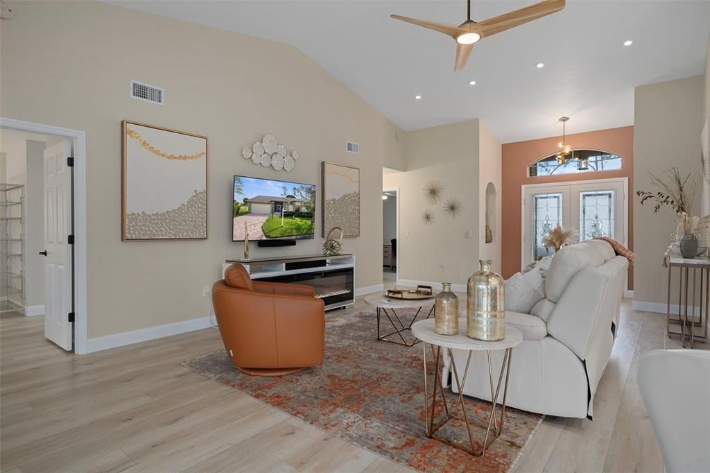 For Sale: $380,000 (2 beds, 2 baths, 1753 Square Feet)