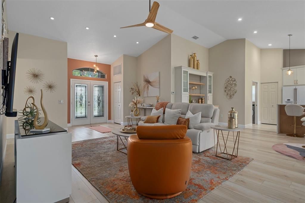 For Sale: $380,000 (2 beds, 2 baths, 1753 Square Feet)