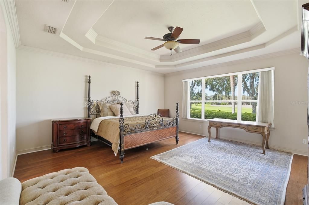 For Sale: $799,000 (3 beds, 3 baths, 2290 Square Feet)