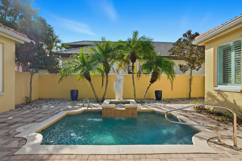 For Sale: $799,000 (3 beds, 3 baths, 2290 Square Feet)