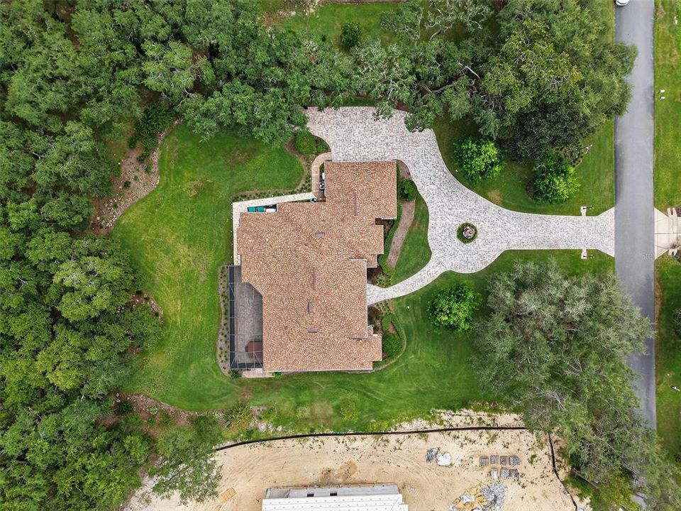 Activo con contrato: $859,900 (3 camas, 3 baños, 2999 Pies cuadrados)