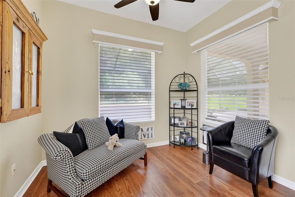 Activo con contrato: $859,900 (3 camas, 3 baños, 2999 Pies cuadrados)