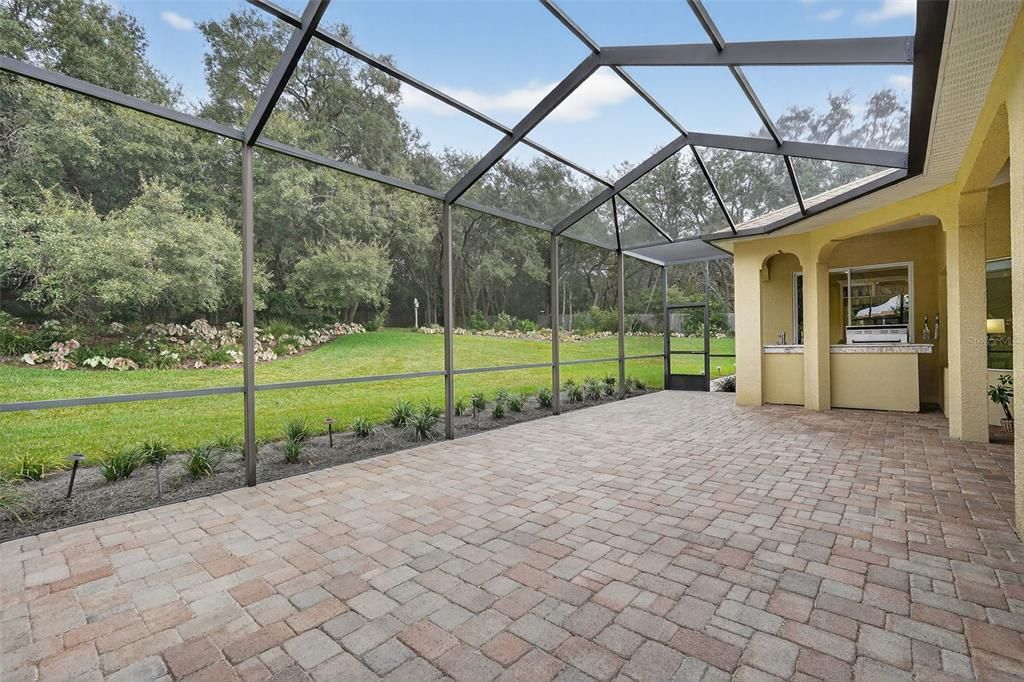 Activo con contrato: $859,900 (3 camas, 3 baños, 2999 Pies cuadrados)