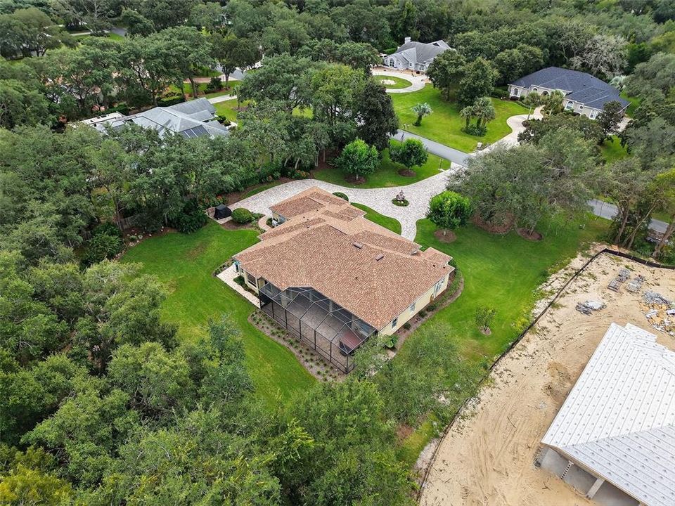 Activo con contrato: $859,900 (3 camas, 3 baños, 2999 Pies cuadrados)