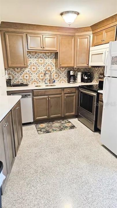 For Sale: $925,000 (4 beds, 0 baths, 1584 Square Feet)