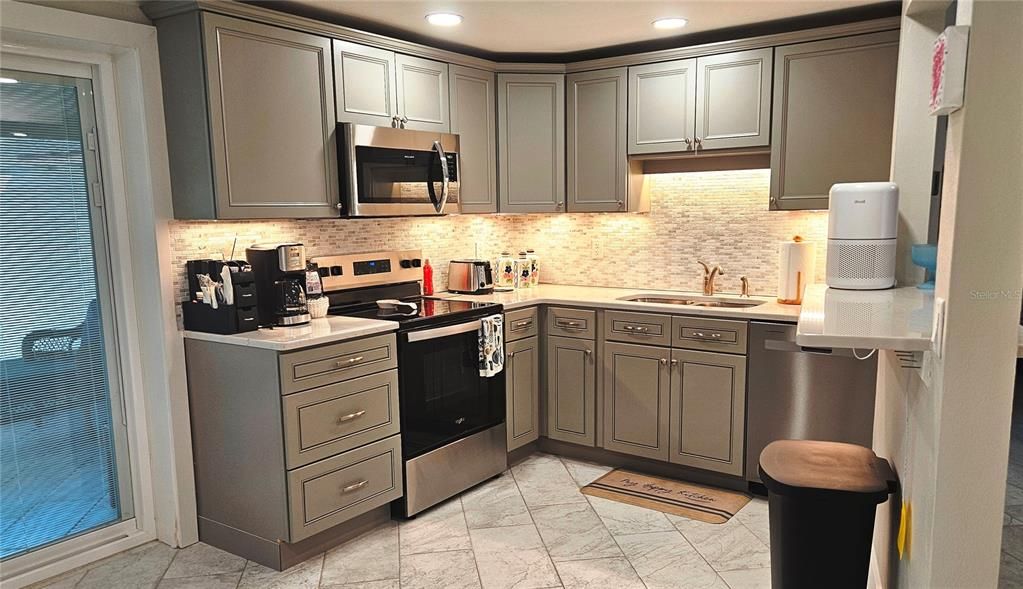 For Sale: $925,000 (4 beds, 0 baths, 1584 Square Feet)