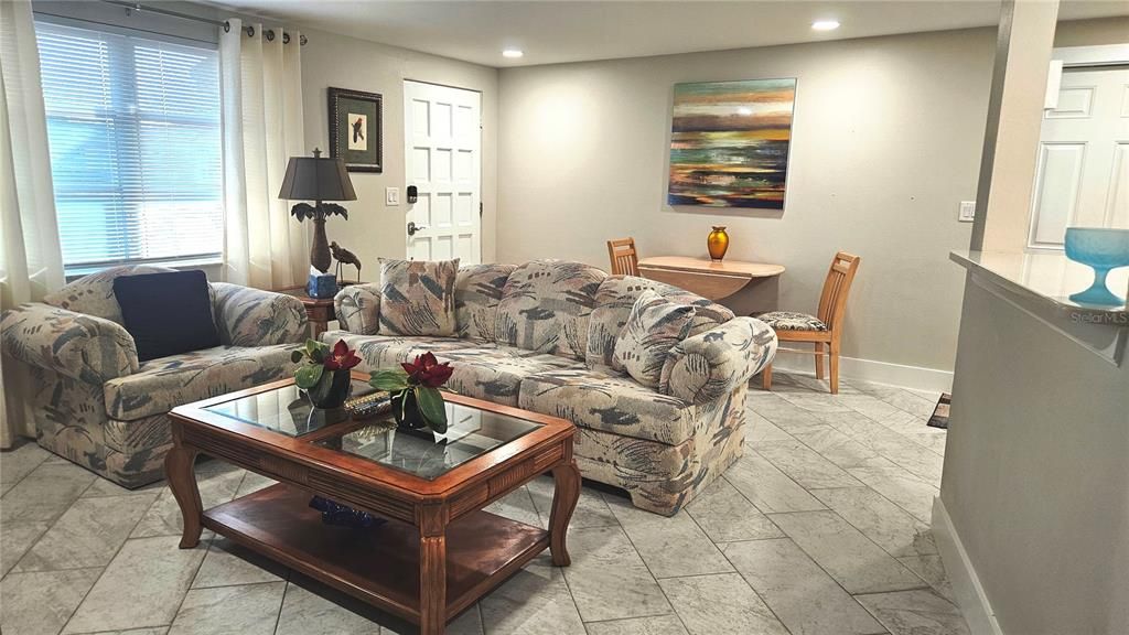 For Sale: $925,000 (4 beds, 0 baths, 1584 Square Feet)