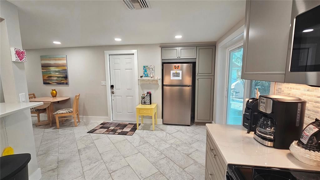 For Sale: $925,000 (4 beds, 0 baths, 1584 Square Feet)