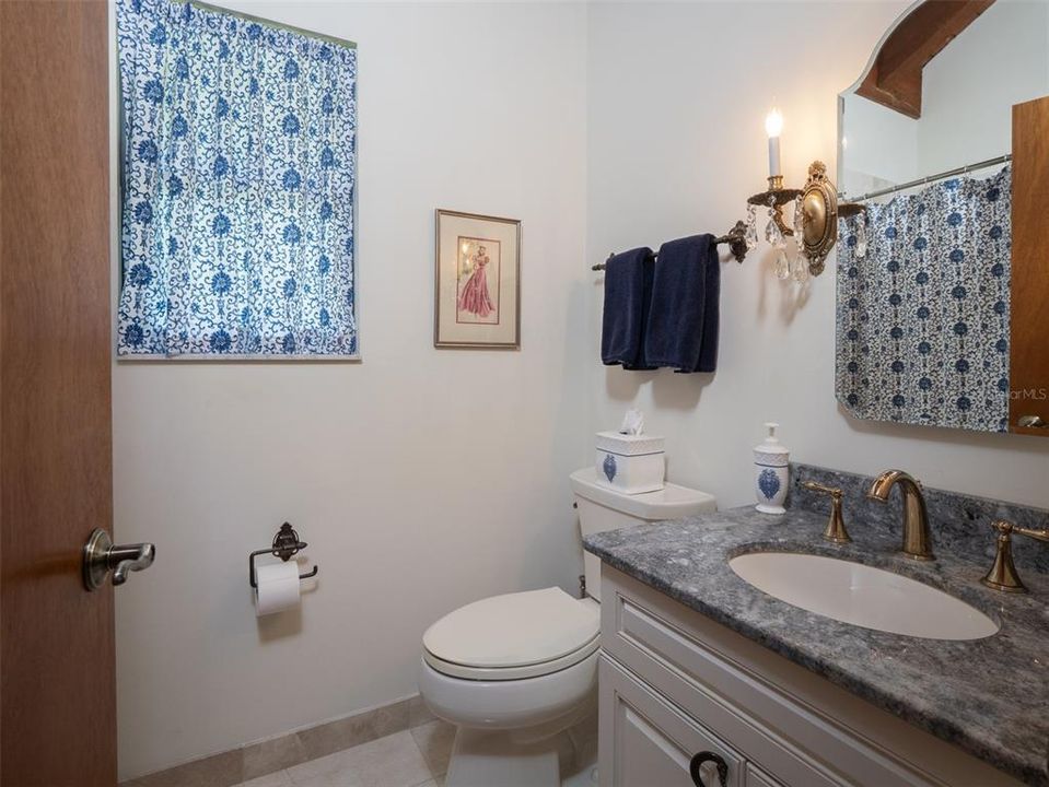 На продажу: $2,695,000 (3 спален, 3 ванн, 2987 Квадратных фут)