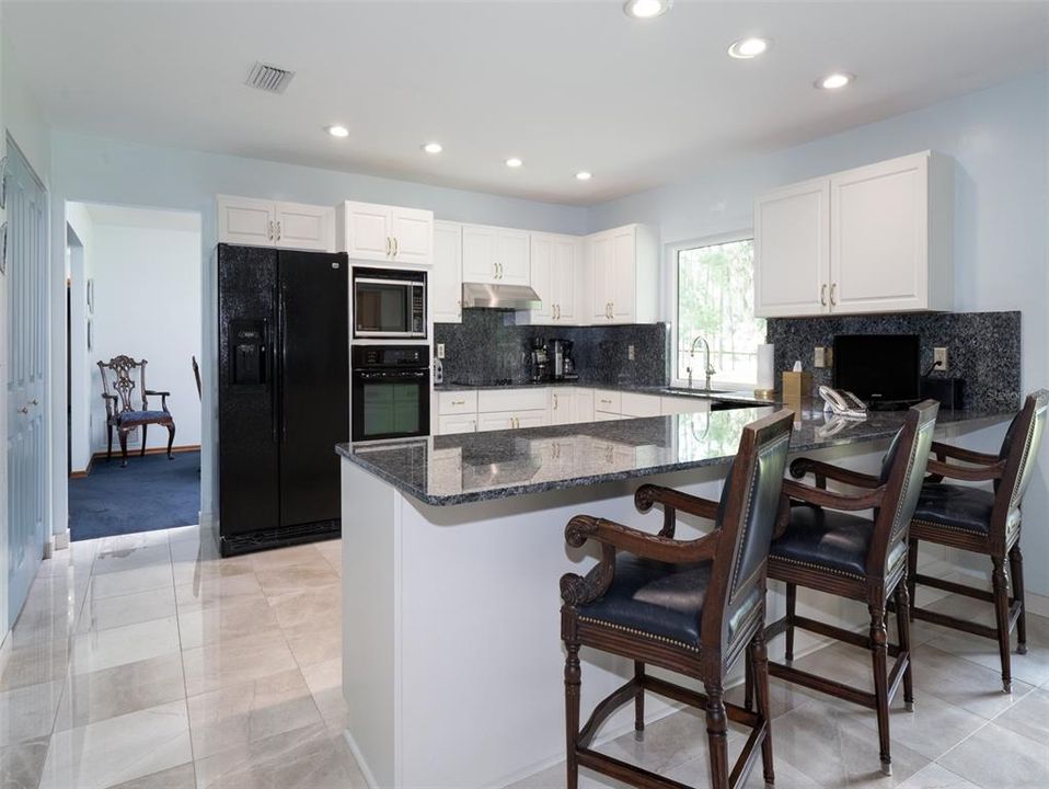 На продажу: $2,695,000 (3 спален, 3 ванн, 2987 Квадратных фут)