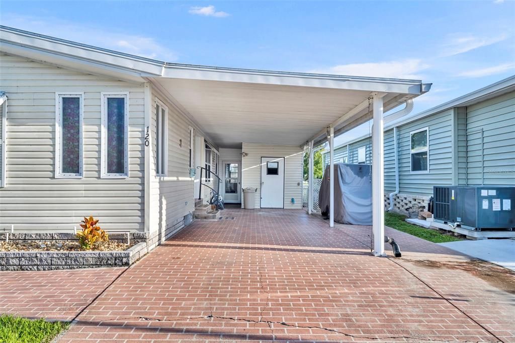 For Sale: $190,000 (2 beds, 2 baths, 1586 Square Feet)