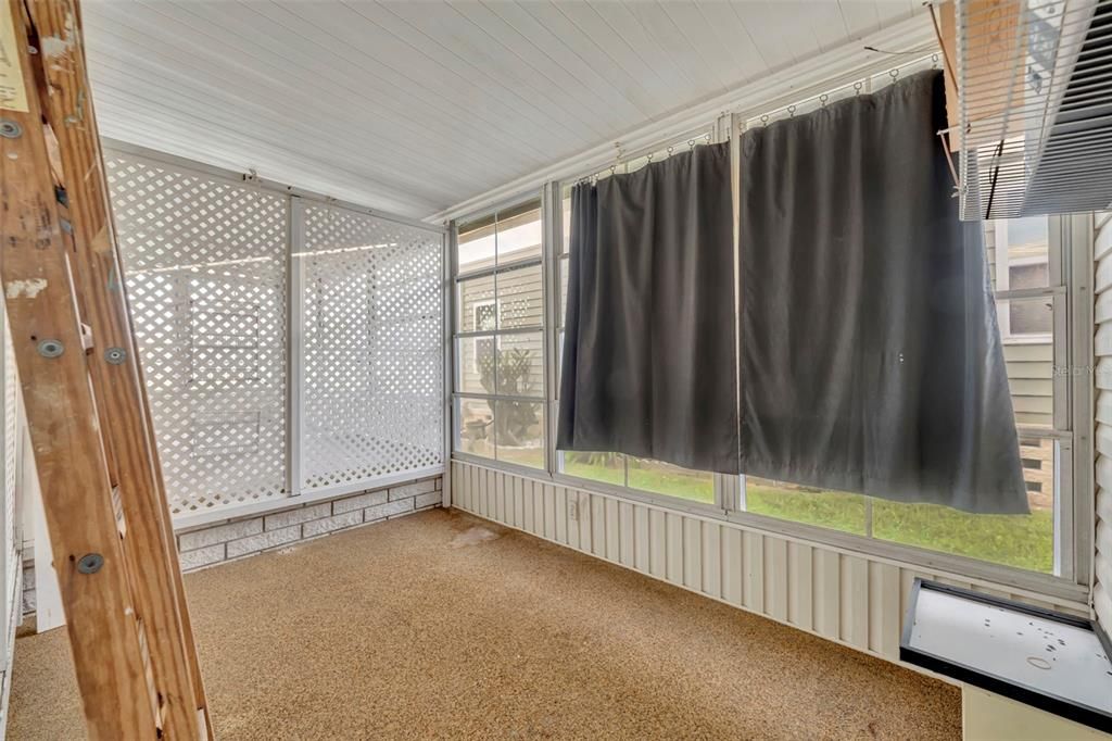 For Sale: $190,000 (2 beds, 2 baths, 1586 Square Feet)