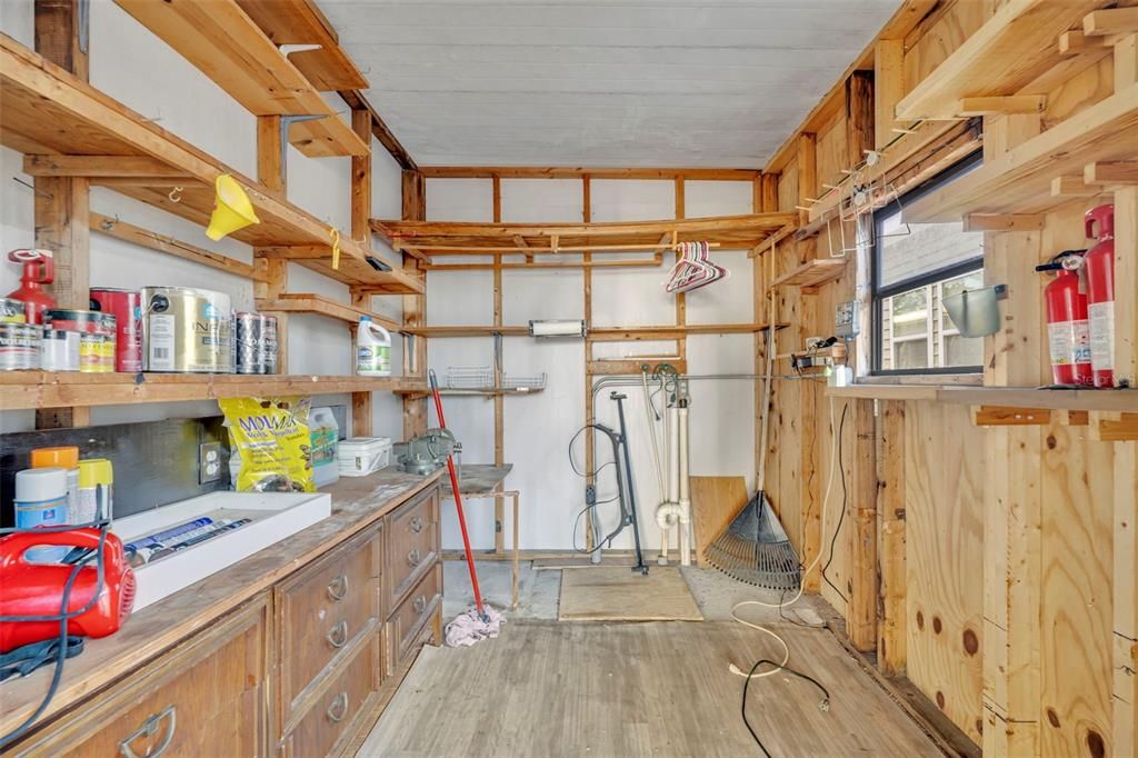 For Sale: $190,000 (2 beds, 2 baths, 1586 Square Feet)