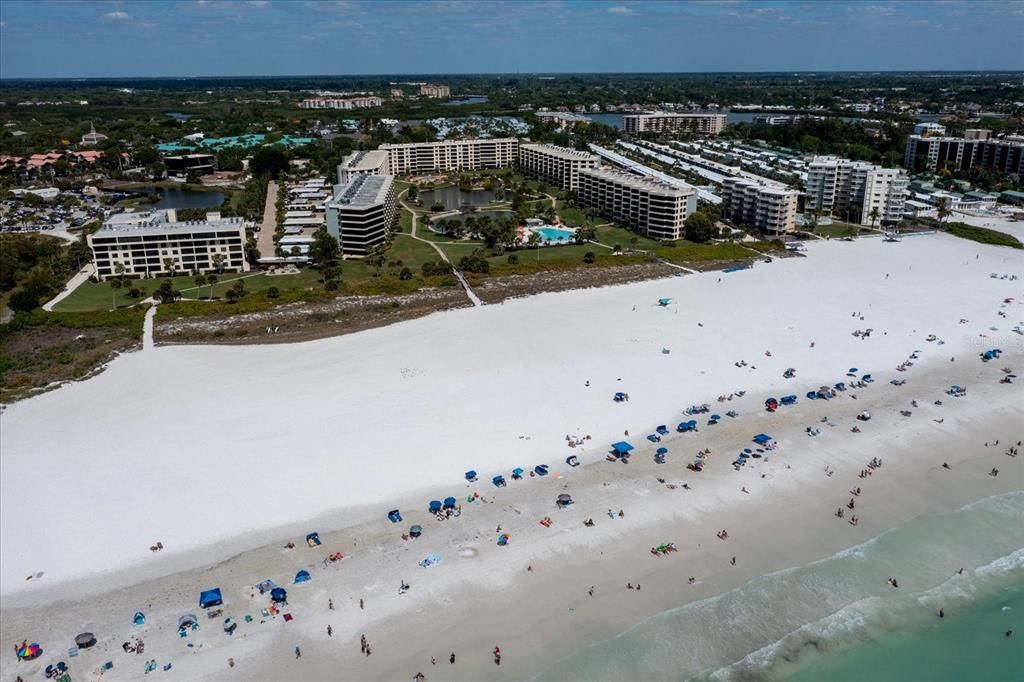 待售: $279,900 (2 贝兹, 2 浴室, 1352 平方英尺)