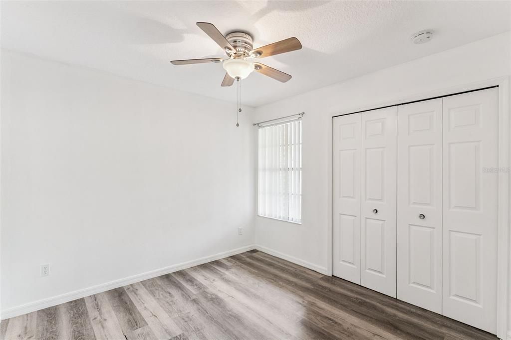 For Sale: $230,000 (3 beds, 2 baths, 1220 Square Feet)