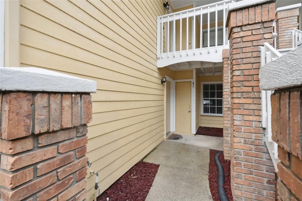 For Sale: $230,000 (3 beds, 2 baths, 1220 Square Feet)