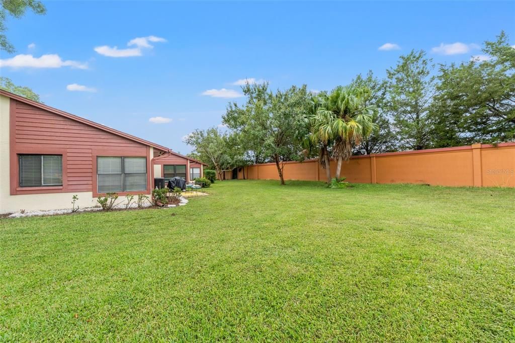 待售: $160,000 (2 贝兹, 2 浴室, 1029 平方英尺)