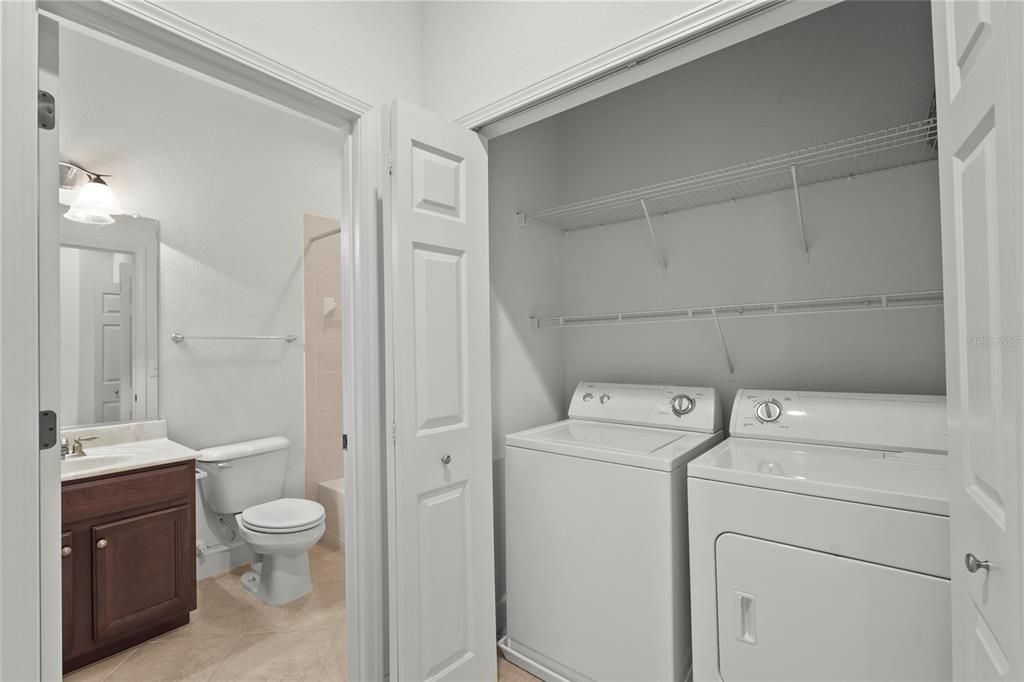 Active With Contract: $270,000 (3 beds, 2 baths, 1417 Square Feet)