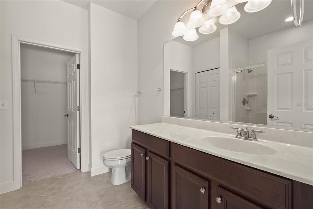 Active With Contract: $270,000 (3 beds, 2 baths, 1417 Square Feet)