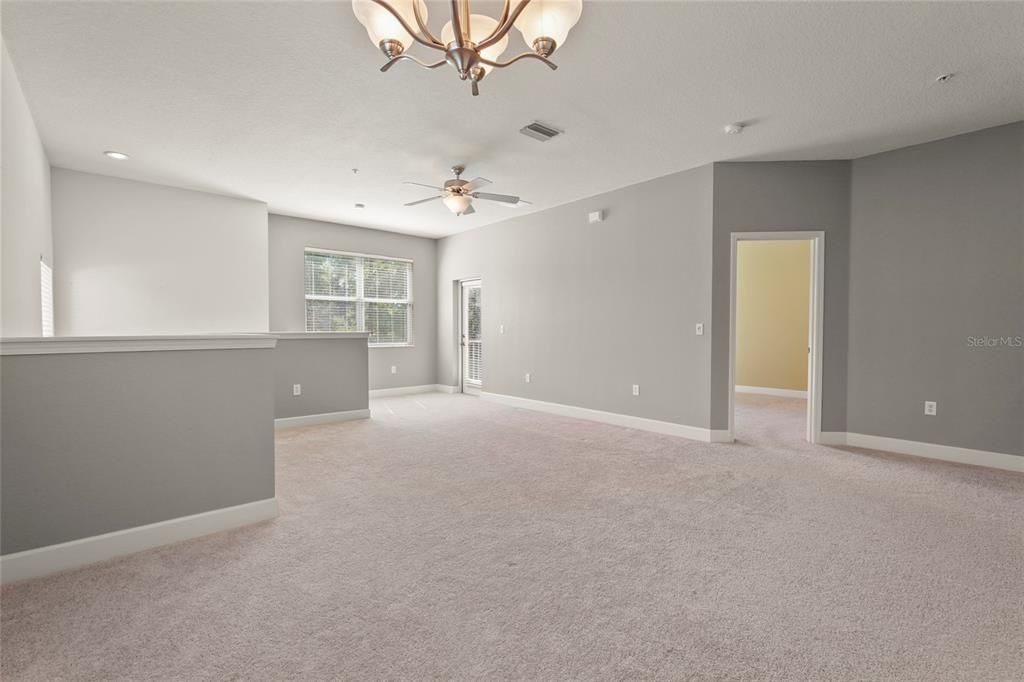 Active With Contract: $270,000 (3 beds, 2 baths, 1417 Square Feet)