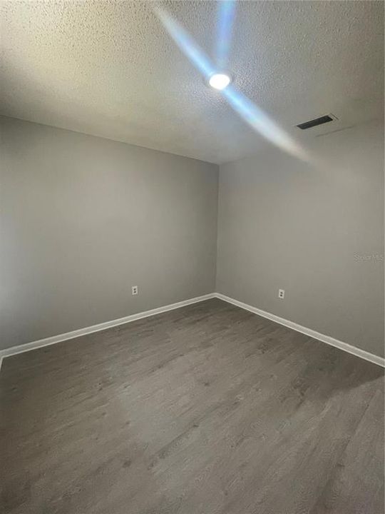 出租: $1,095 (2 贝兹, 1 浴室, 751 平方英尺)