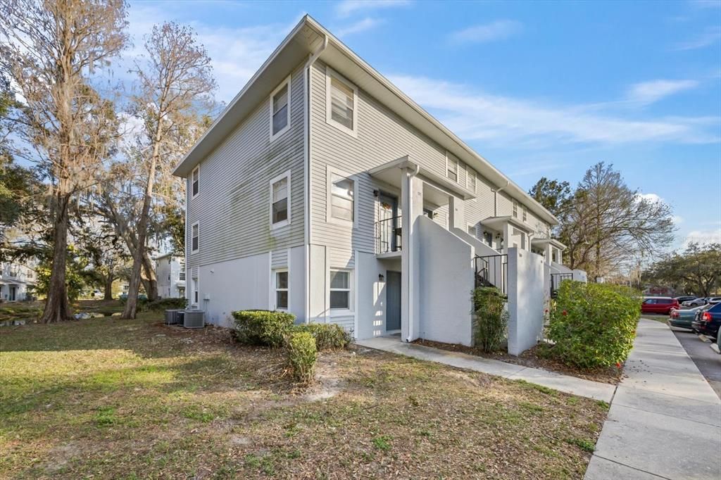 For Sale: $109,777 (1 beds, 1 baths, 504 Square Feet)