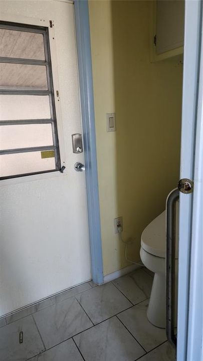 待售: $120,000 (2 贝兹, 2 浴室, 1151 平方英尺)