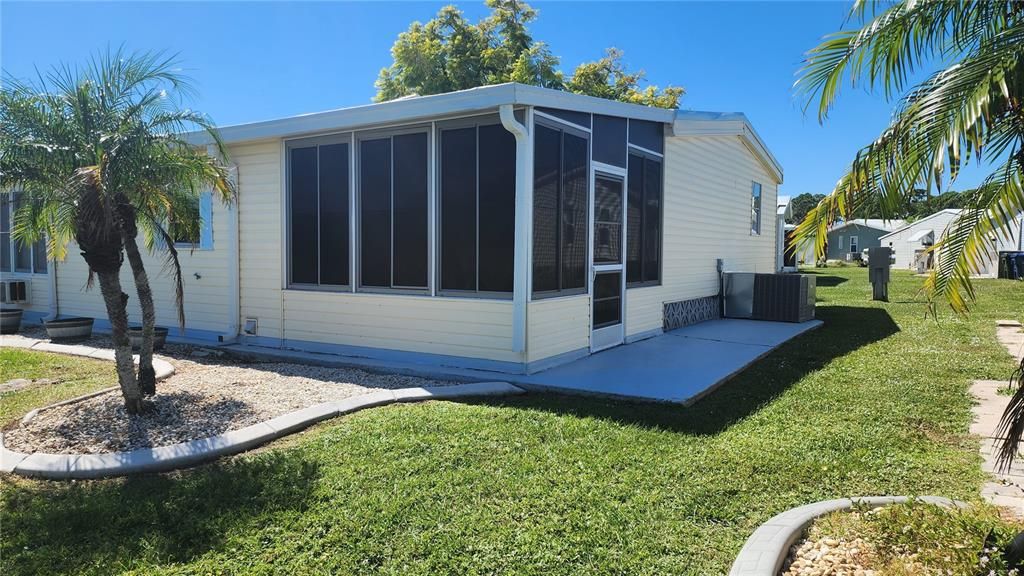 待售: $120,000 (2 贝兹, 2 浴室, 1151 平方英尺)