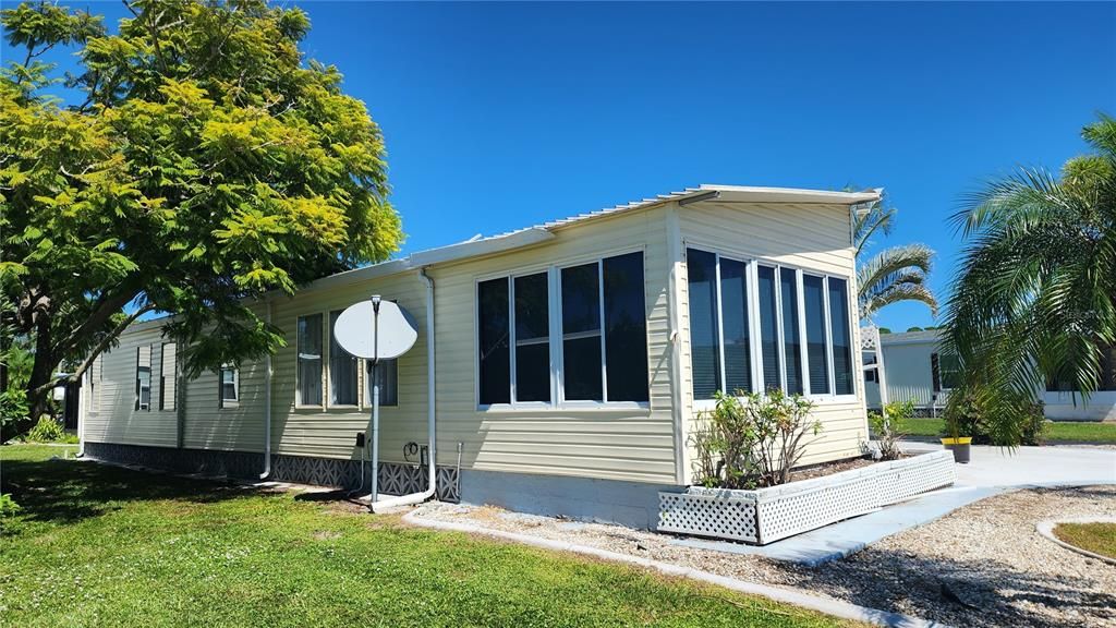 待售: $120,000 (2 贝兹, 2 浴室, 1151 平方英尺)