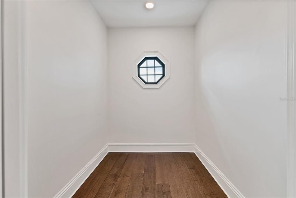 На продажу: $4,850,000 (4 спален, 4 ванн, 2915 Квадратных фут)