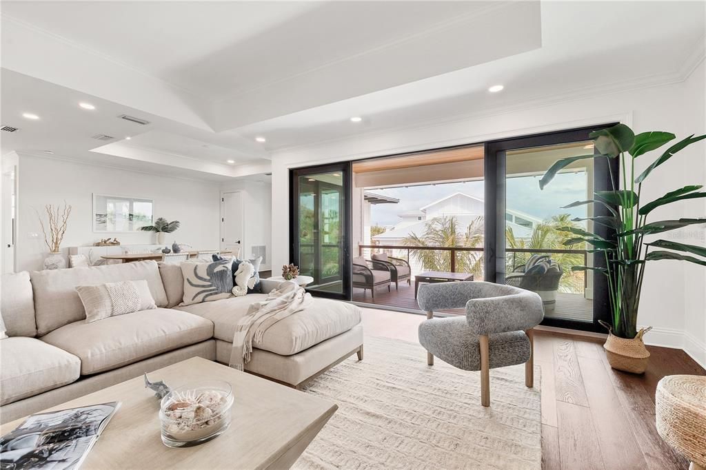 На продажу: $4,850,000 (4 спален, 4 ванн, 2915 Квадратных фут)