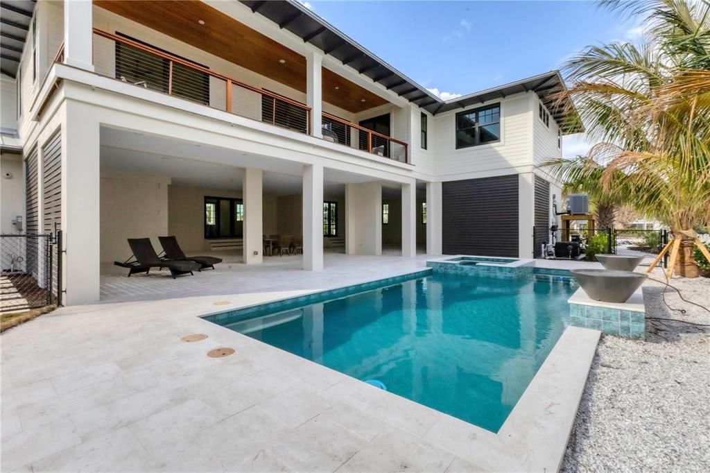 На продажу: $4,850,000 (4 спален, 4 ванн, 2915 Квадратных фут)