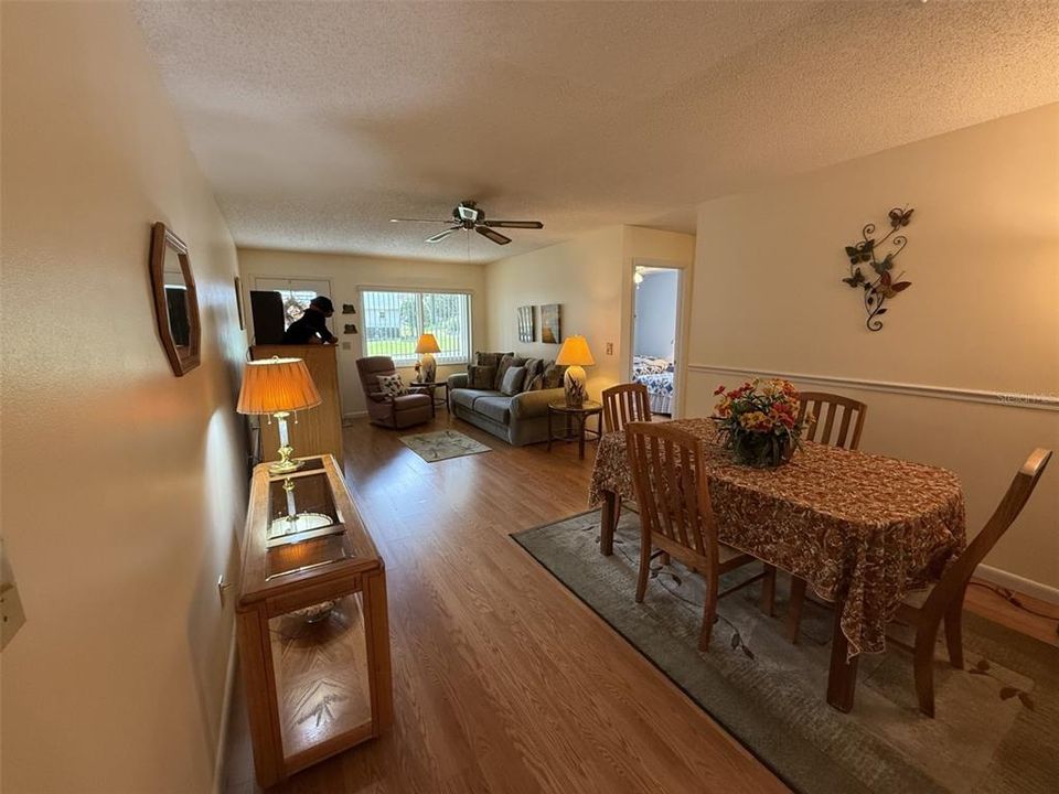 For Rent: $1,600 (2 beds, 2 baths, 1113 Square Feet)