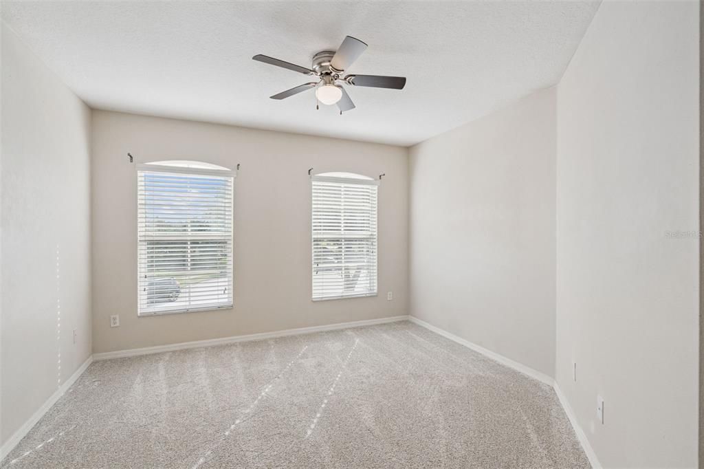 待售: $435,000 (3 贝兹, 2 浴室, 1671 平方英尺)