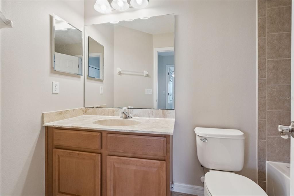 待售: $435,000 (3 贝兹, 2 浴室, 1671 平方英尺)