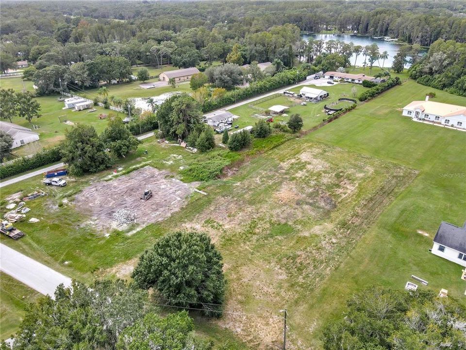 Под контрактом: $195,900 (1.00 acres)