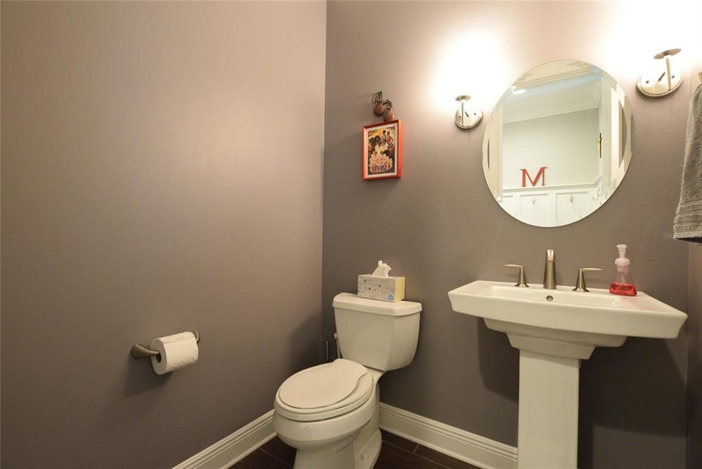 For Rent: $3,995 (3 beds, 2 baths, 2888 Square Feet)