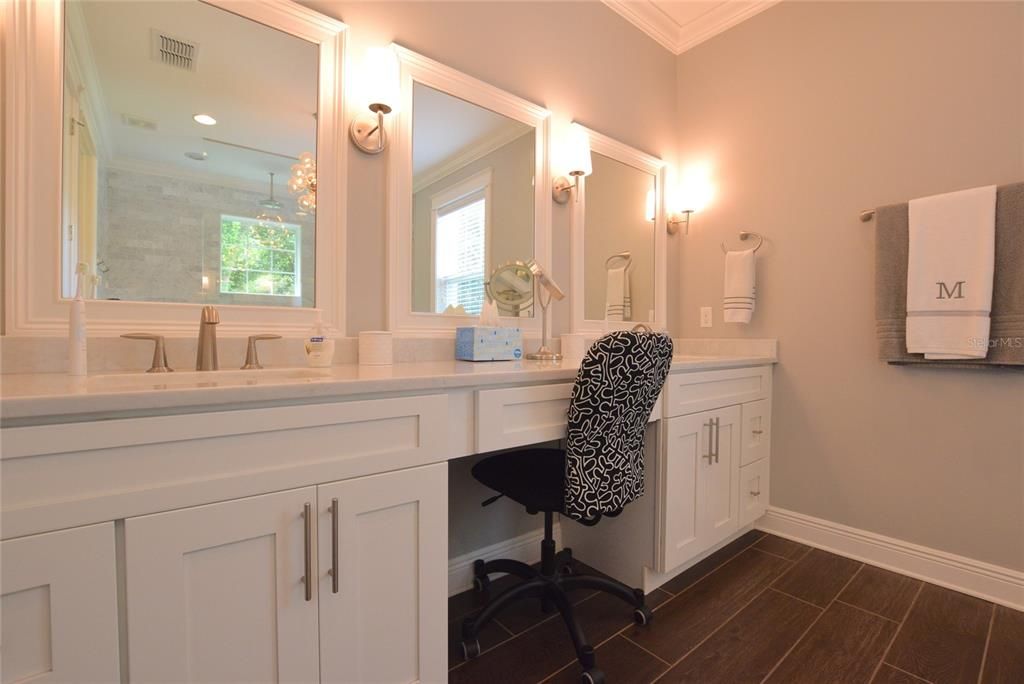 For Rent: $3,995 (3 beds, 2 baths, 2888 Square Feet)